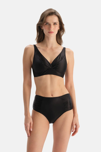 Yani Drapeli Bikini Alt