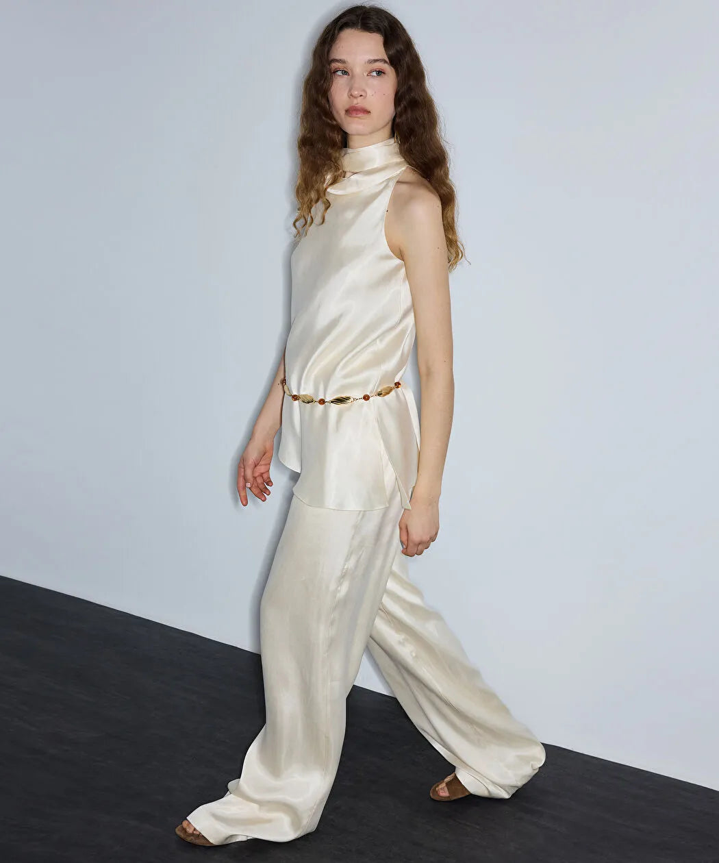 Ekru Saten Yüzeyli Wide Leg Pantolon Is1260003232ab1 | Ipekyol