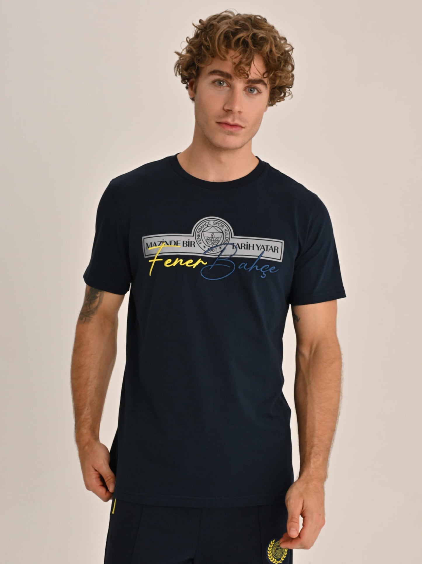 Fenerbahçe Lacivert Tribün Reflektör Detaylı Erkek Tshirt