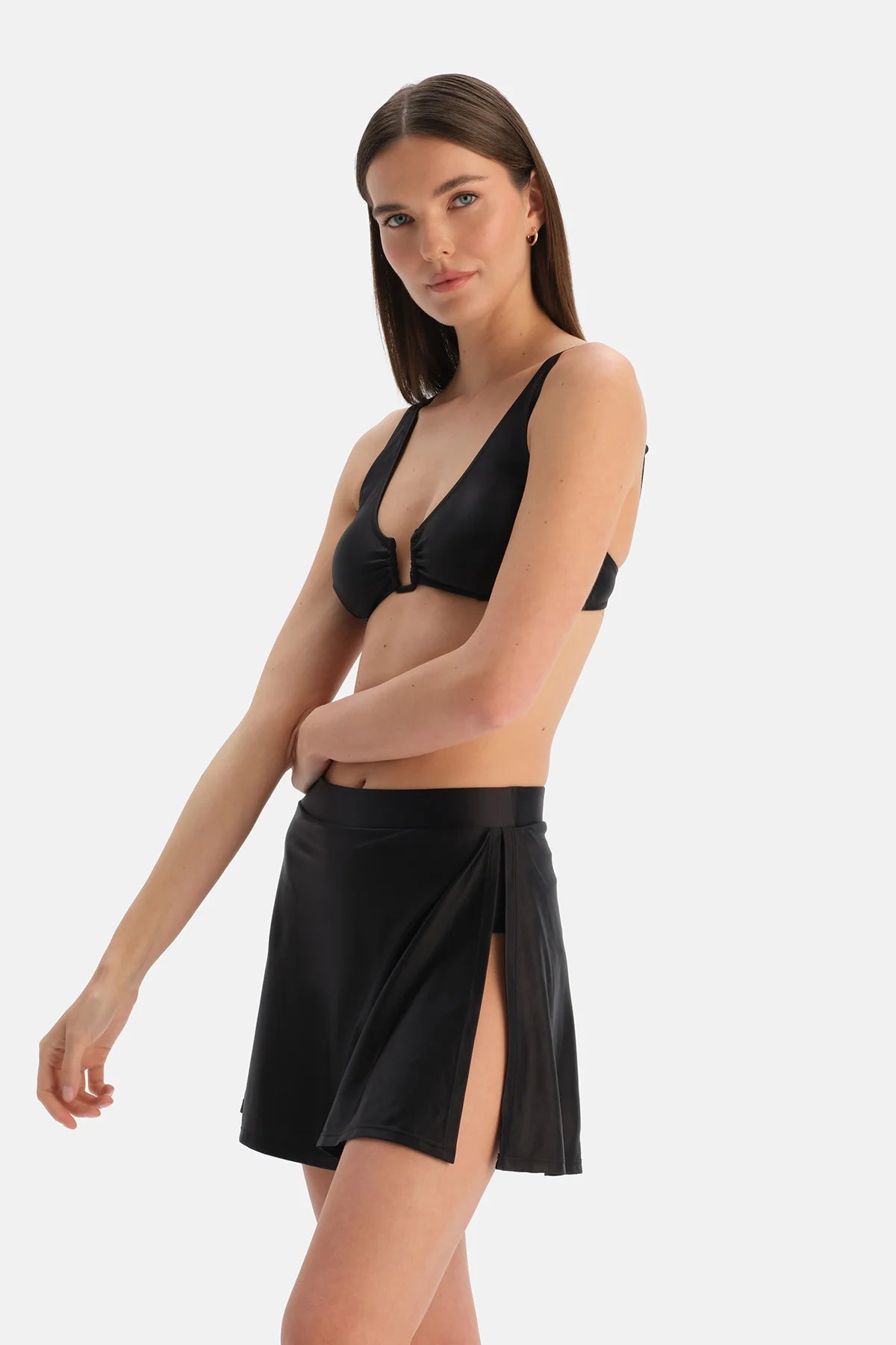 Üçgen Geniş Bikini Üst