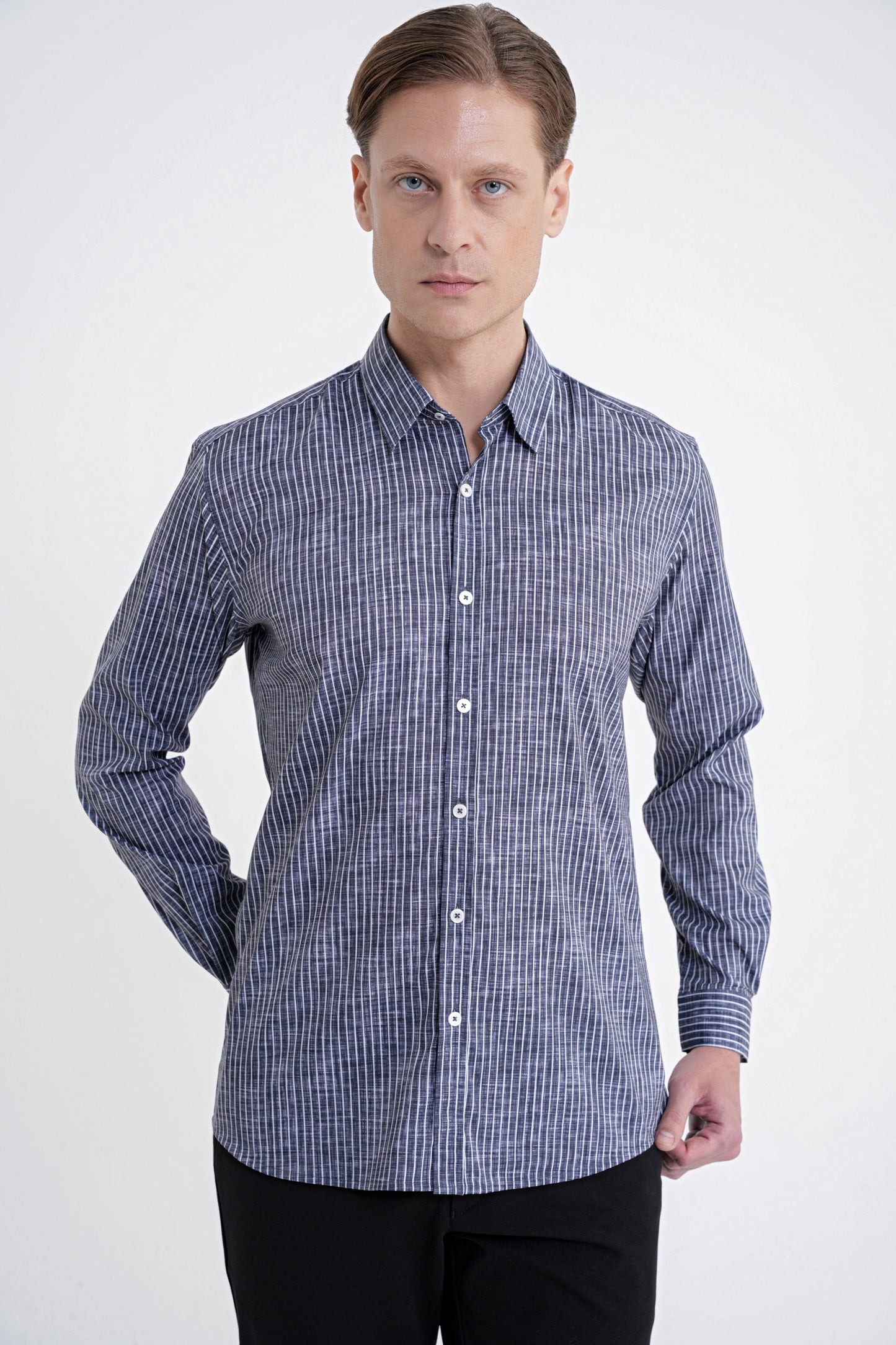 Slim Fit Klapa Yaka Esnek Pamuklu Siyah Çizgili Gömlek G 1599