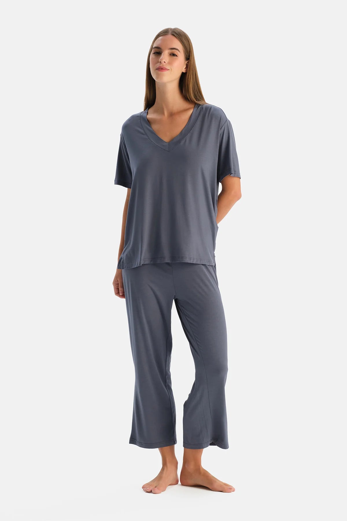 Indigo Kısa Kollu V Yaka Modal Cool Touch Tişört Pantolon Pijama Takım