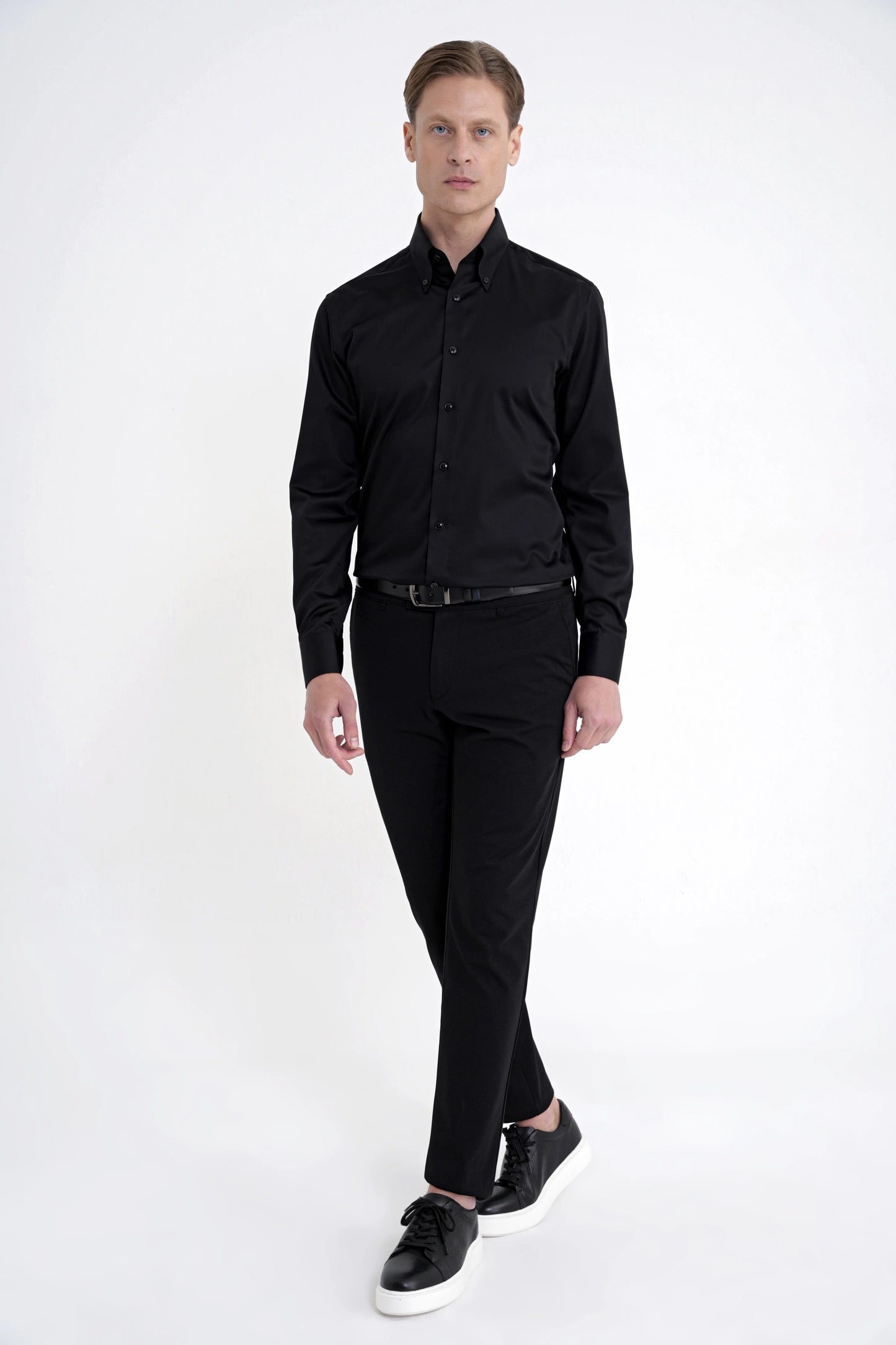 Slim Fit Düğmeli Yüksek Yaka %100 Pamuk Saten Düz Siyah Gömlek Gk 760