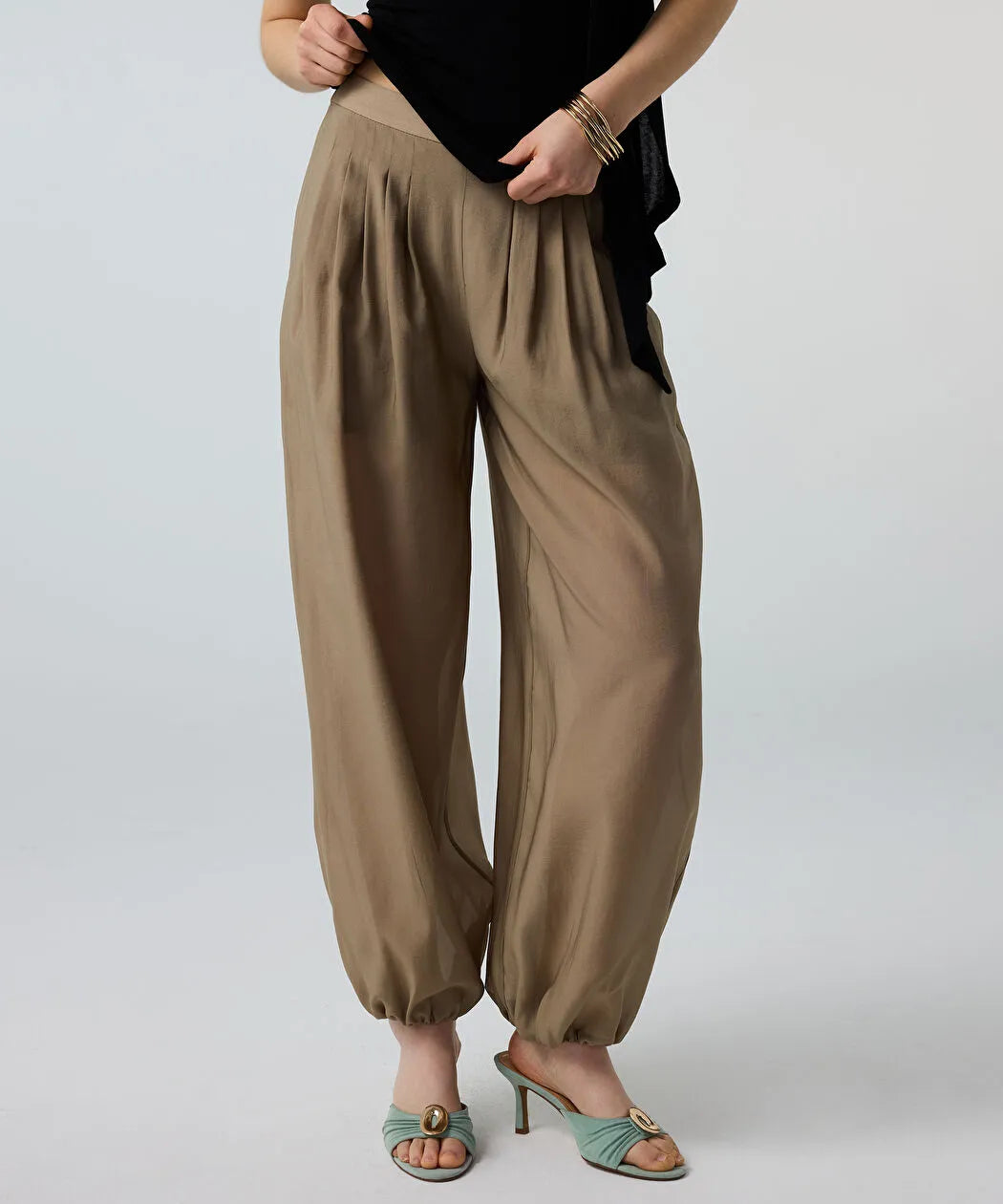 Haki Pileli Balon Fit Pantolon Is1260003188176 | Ipekyol