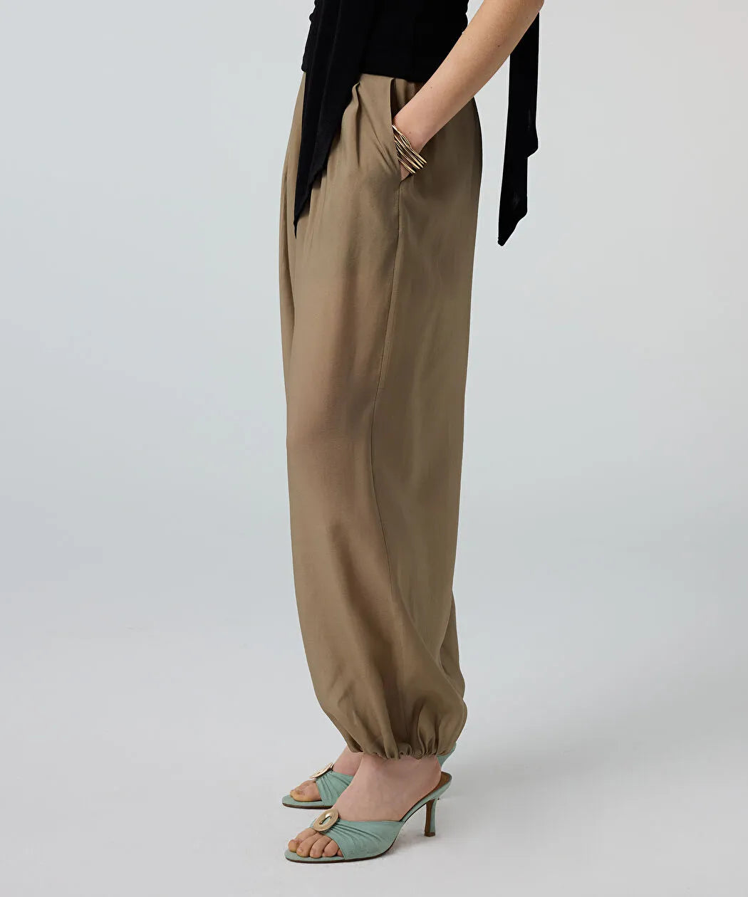 Haki Pileli Balon Fit Pantolon Is1260003188176 | Ipekyol