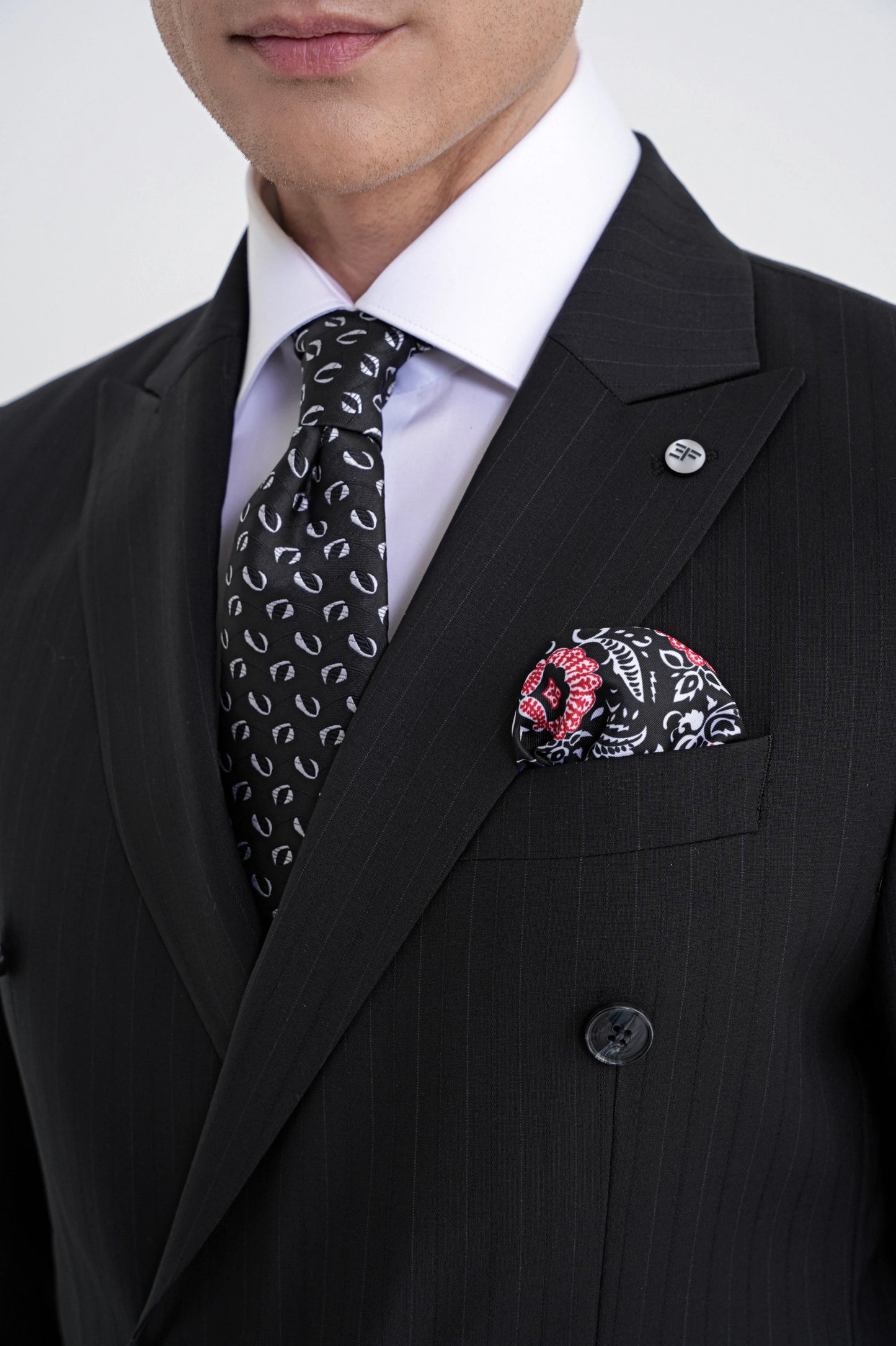 Slim Fit Çift Yırtmaç %95 Pamuk Siyah Çizgili Kruvaze Takım Elbise Tk 945