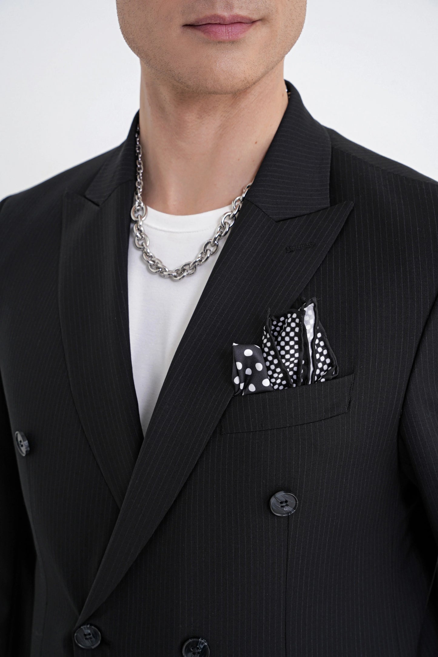 Slim Fit Çift Yırtmaç %95 Pamuk Sık Çizgili Siyah Kruvaze Takım Elbise Tk 944