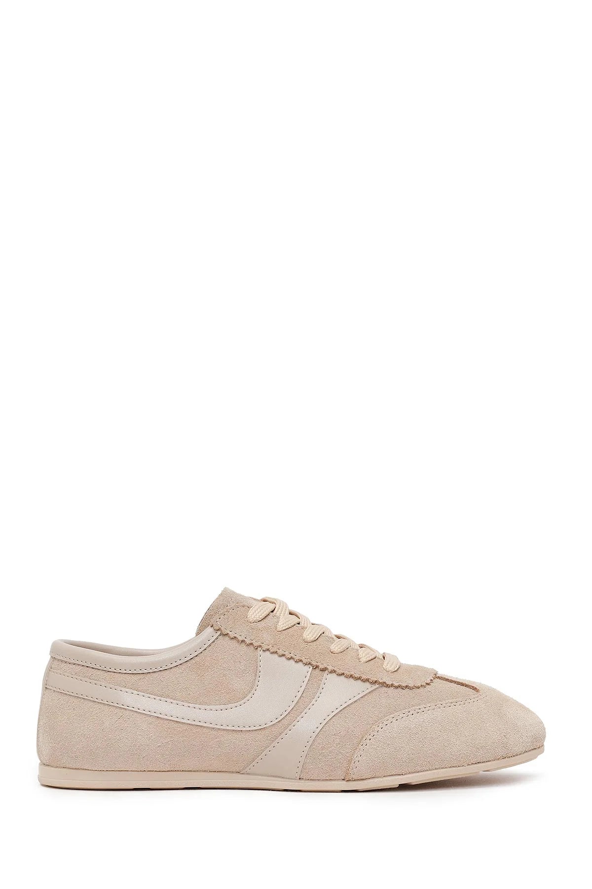 Kadın Bej Bağcıklı Süet Deri Sneaker