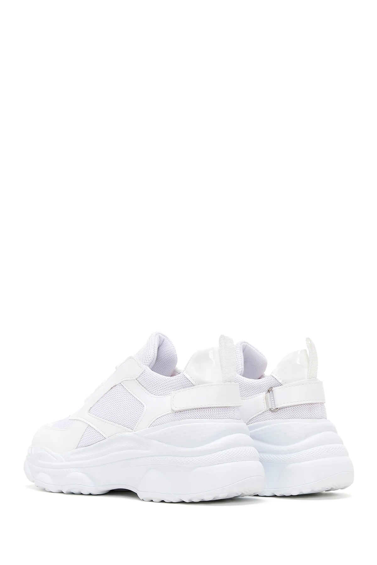 Kadın Beyaz Bağcıklı Kalın Tabanlı Sneaker