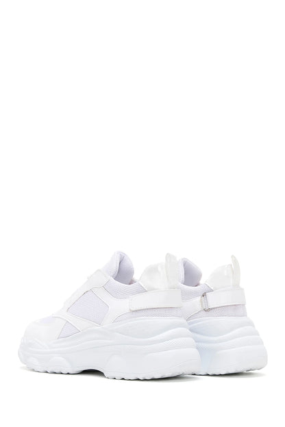Kadın Beyaz Bağcıklı Kalın Tabanlı Sneaker