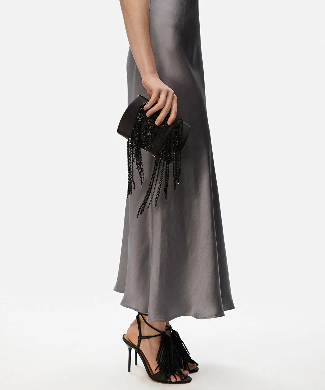 Siyah Sallantılı Boncuklu Clutch Is1260121012001 | Ipekyol