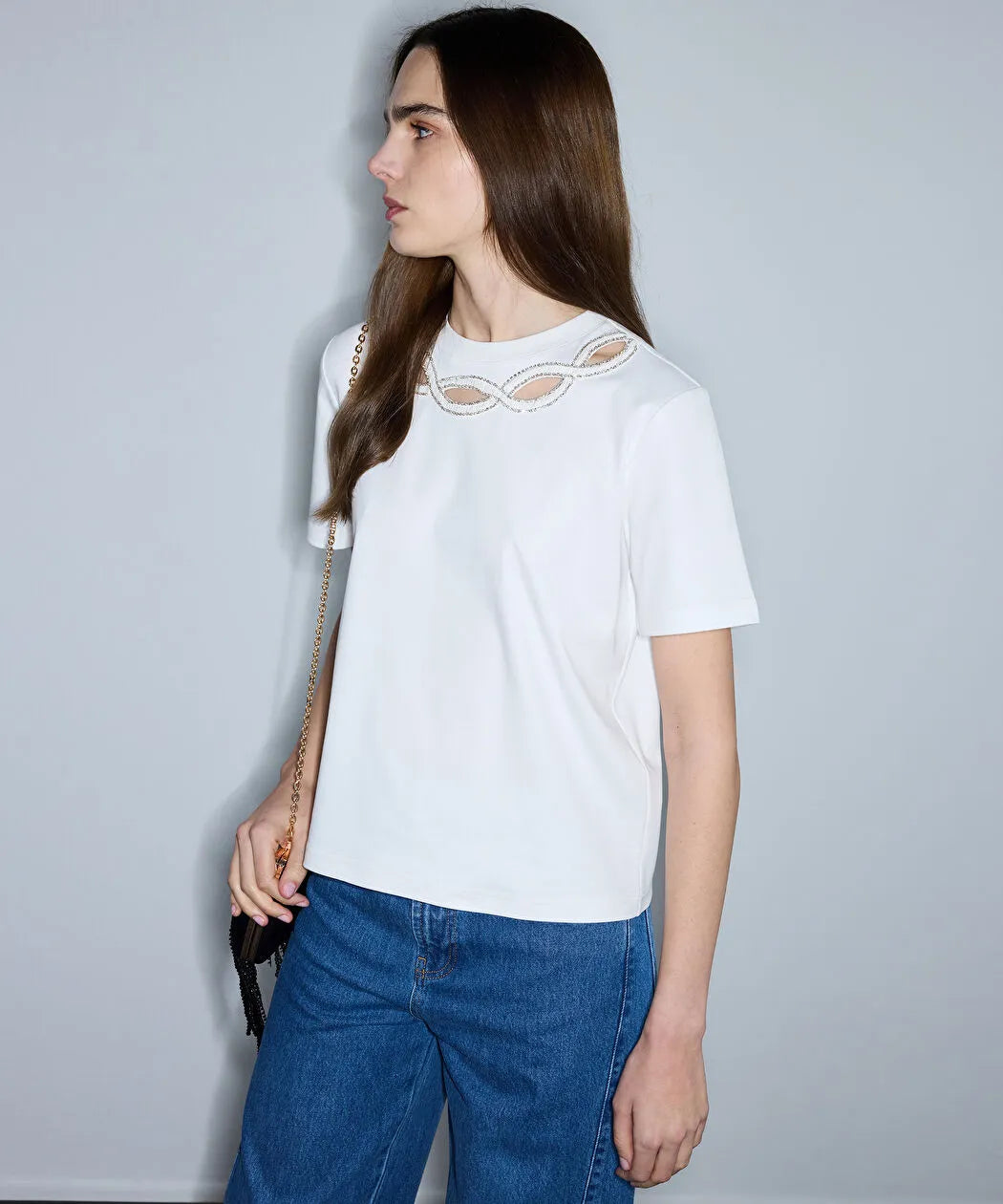 Beyaz Strass Taş Işlemeli Cutout Tişört Is1260070238002 | Ipekyol