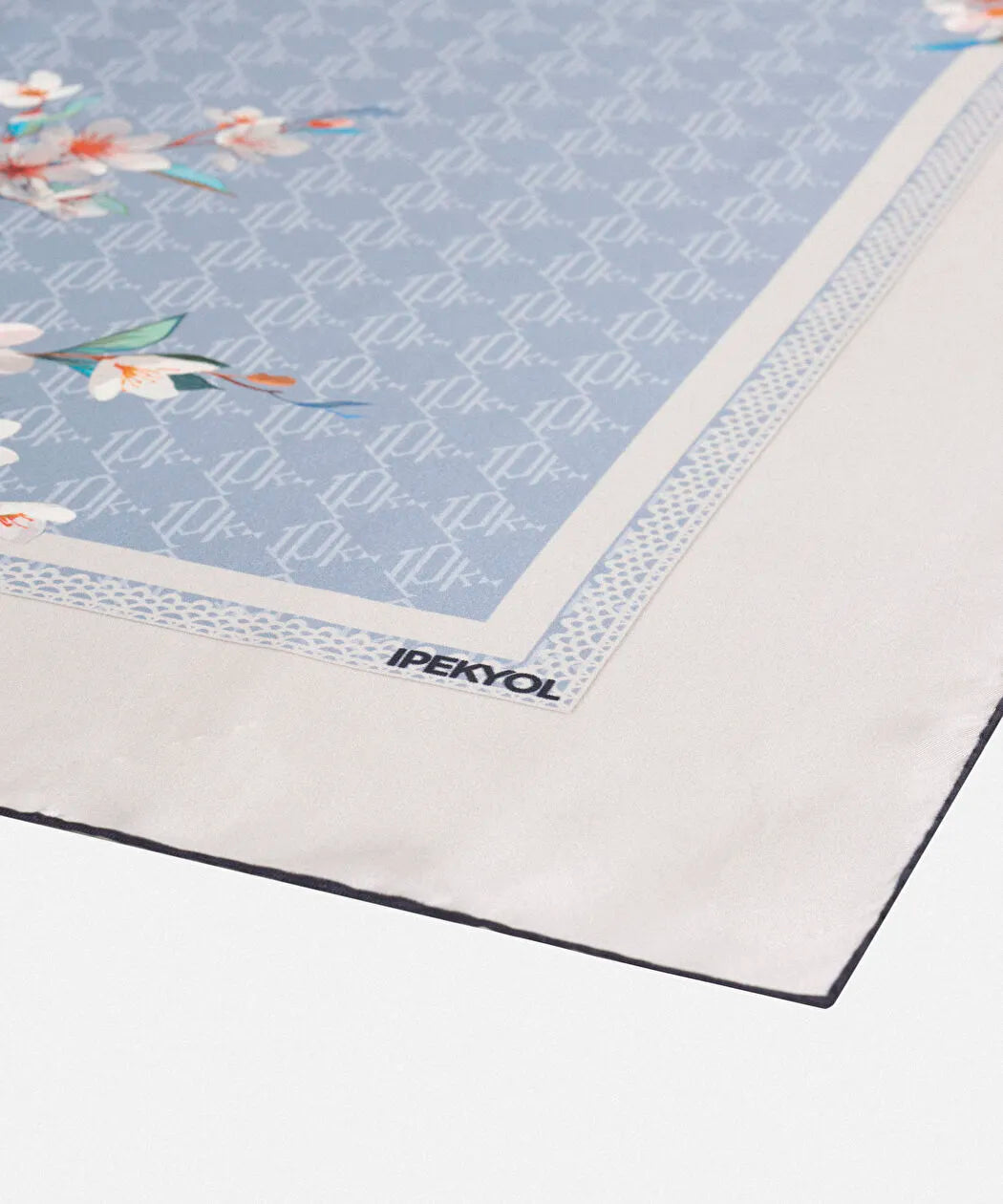 Mavi Çiçek Ve Monogram Baskılı Ipek Eşarp I00000082036028 | Ipekyol