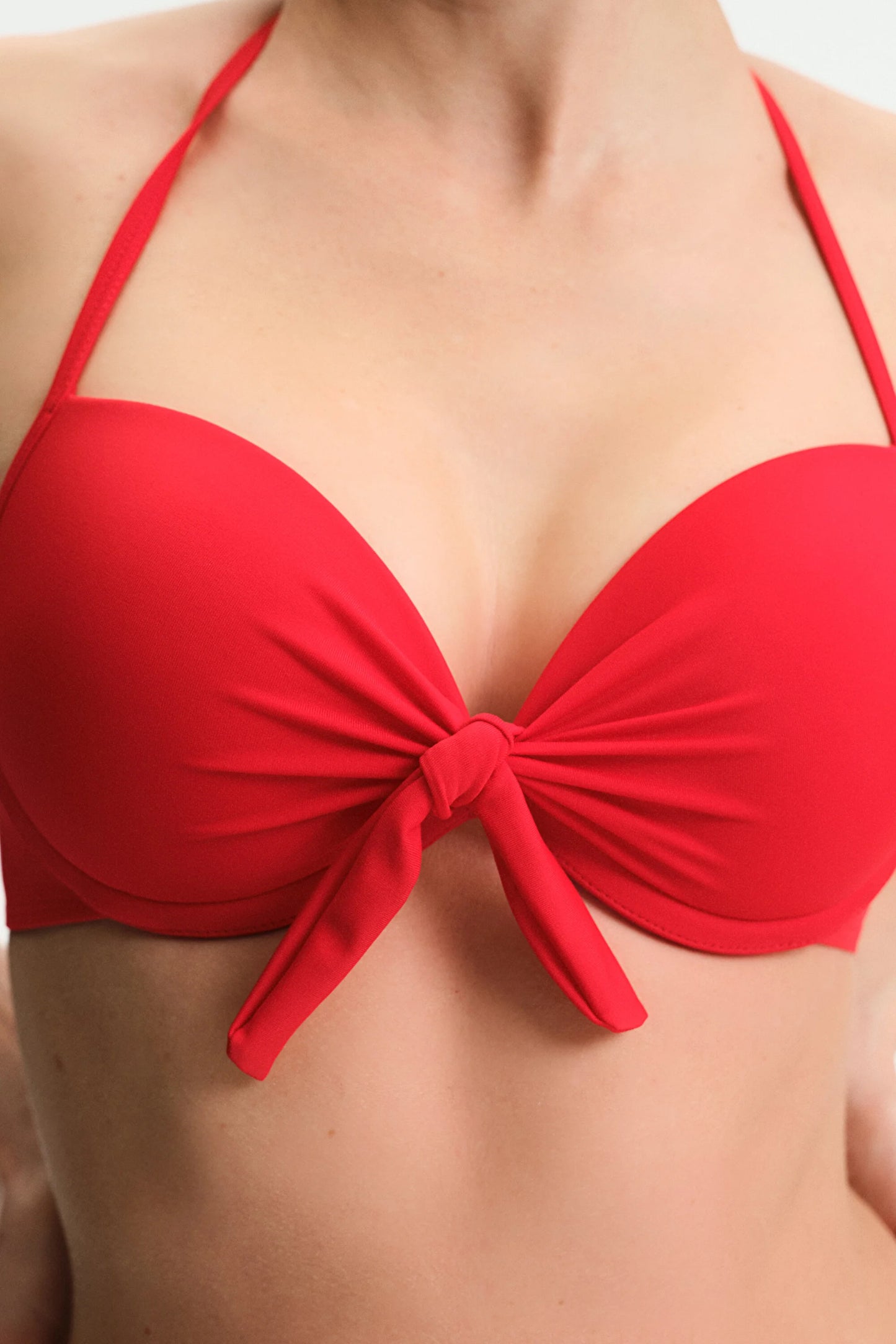 Kırmızı Cup Bikini Üstü