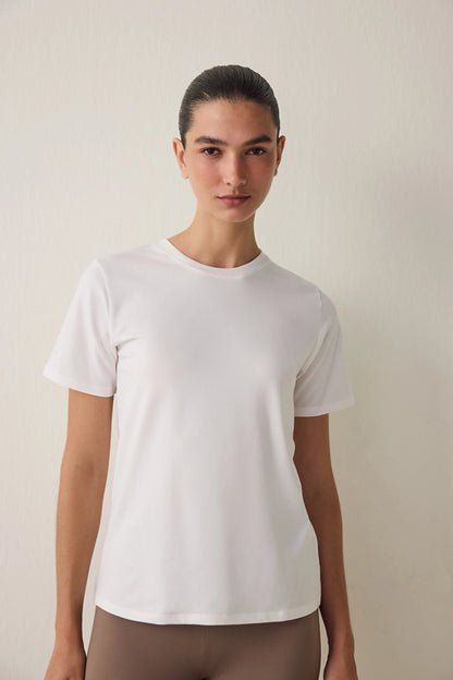 Kırık Beyaz Basic Regular Fit Tişört