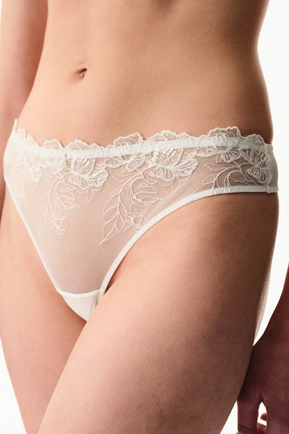 Kırık Beyaz Broidery Tanga Külot