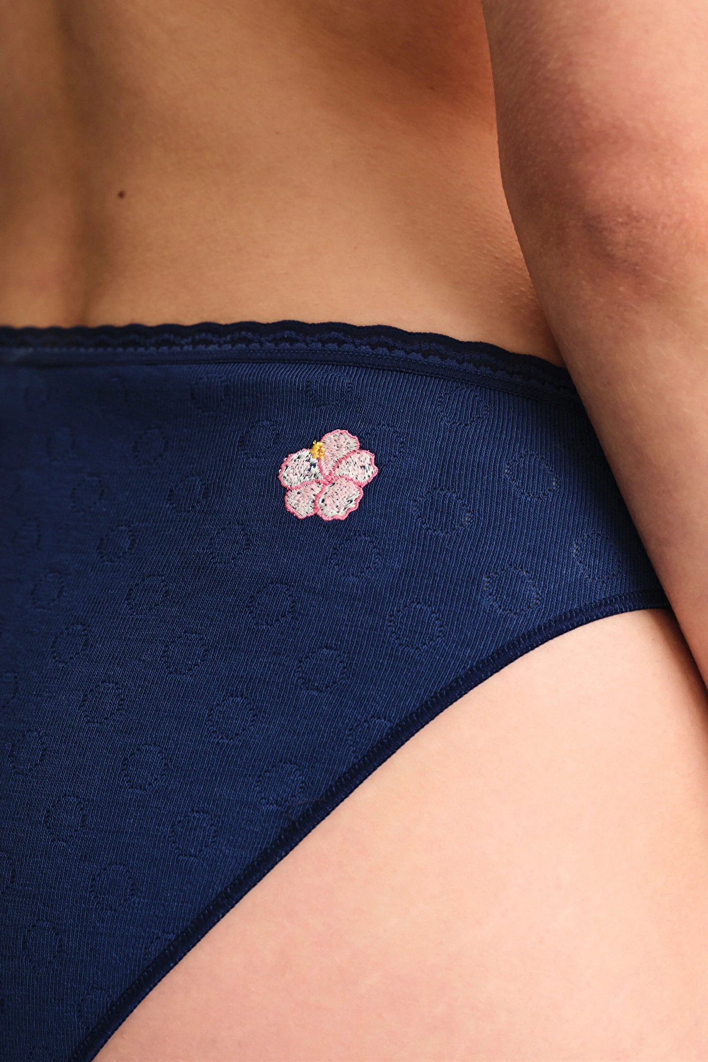 Lacivert Pointel Slip Külot