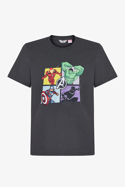Erkek Renkli Lic-avengers Şortlu Pijama Takımı