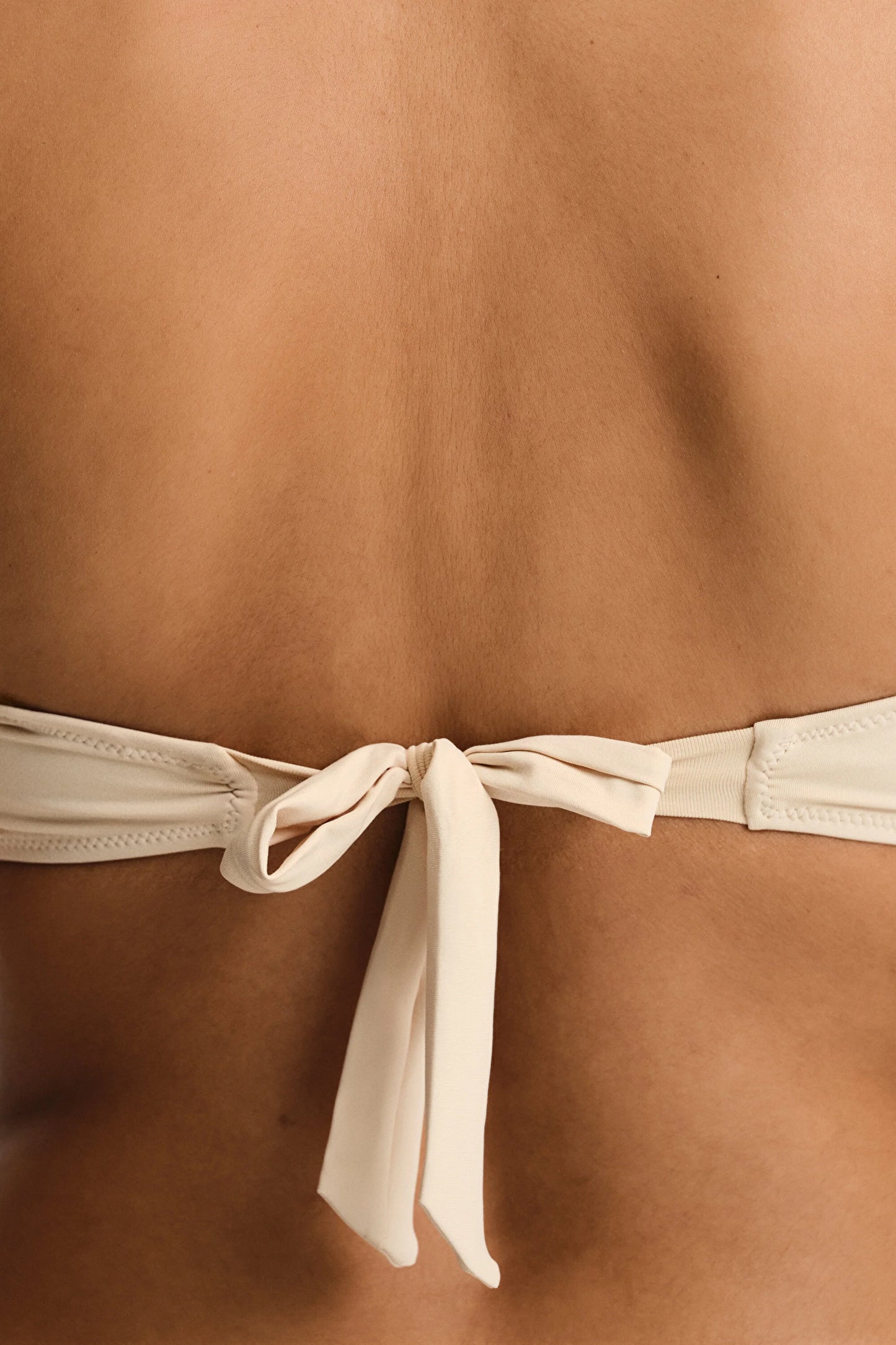 Pastel Bej Kaia Straplez Bikini Üstü