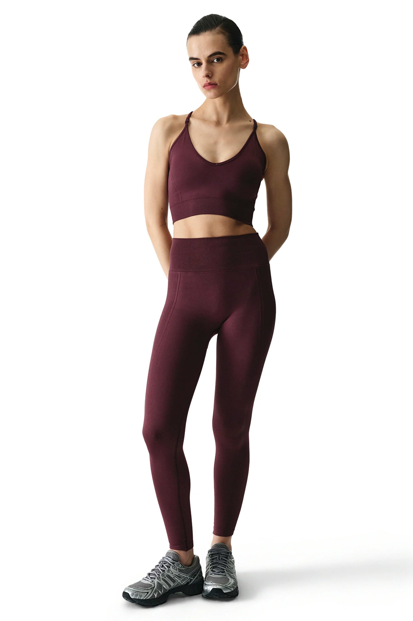 Bordo Seamless Dikişsiz Çıkarılabilir Pedli Askı Detaylı Spor Sütyeni