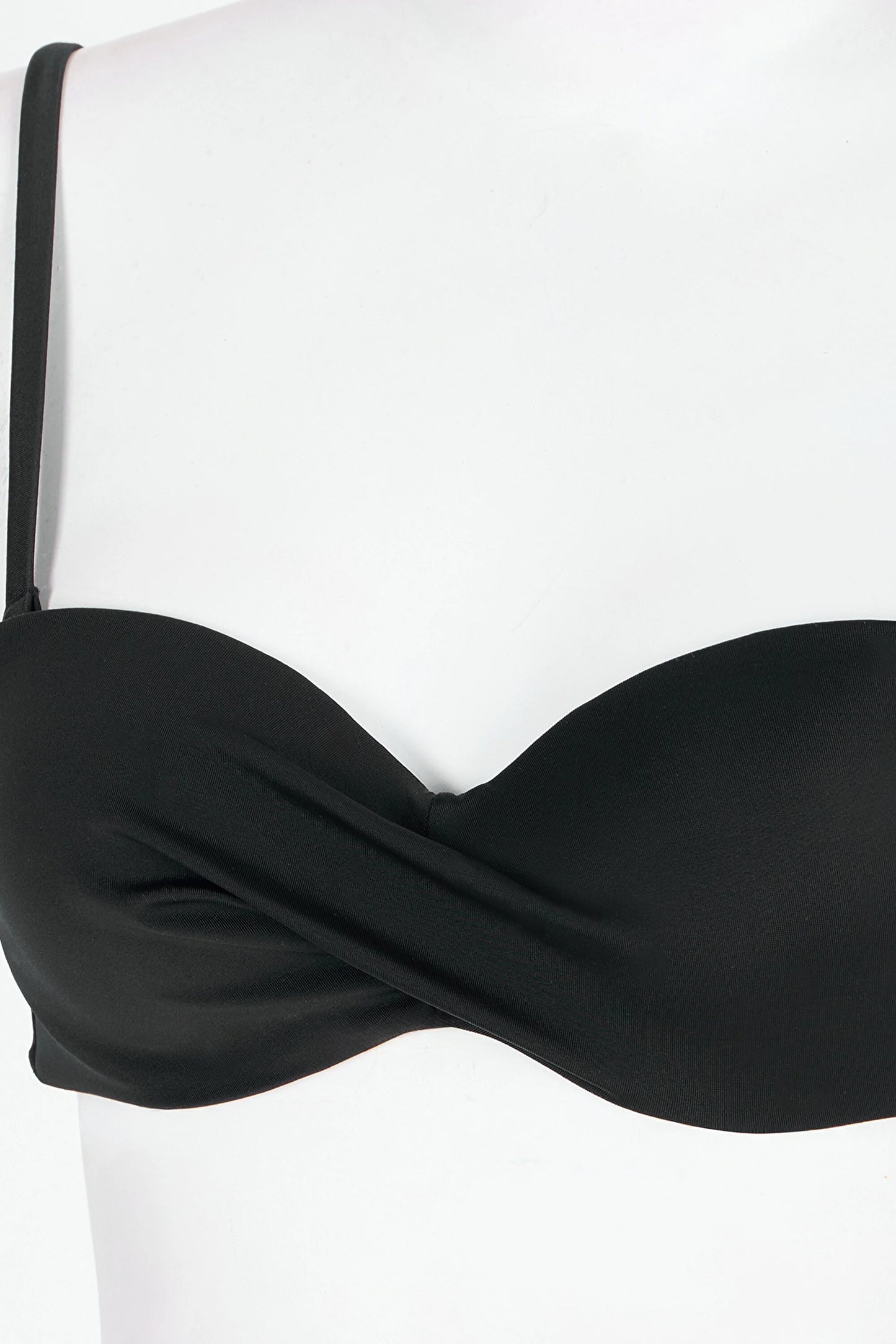 Siyah Straplez Cup Bikini Üstü