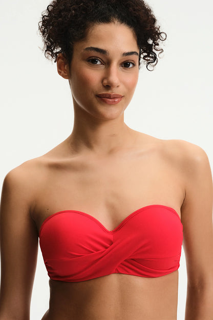Kırmızı Beauty Toparlayıcı Bikini Üstü