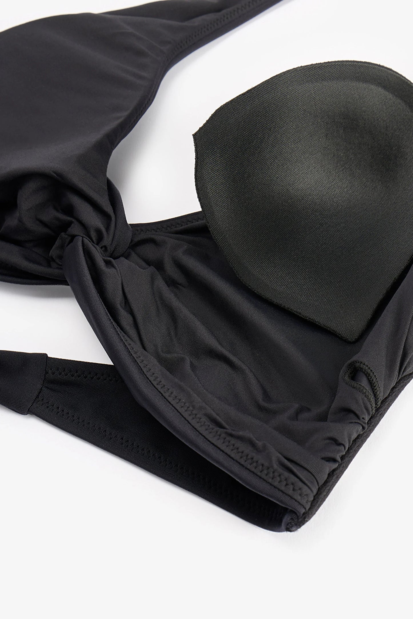 Siyah New Üçgen Twist Bikini Üstü