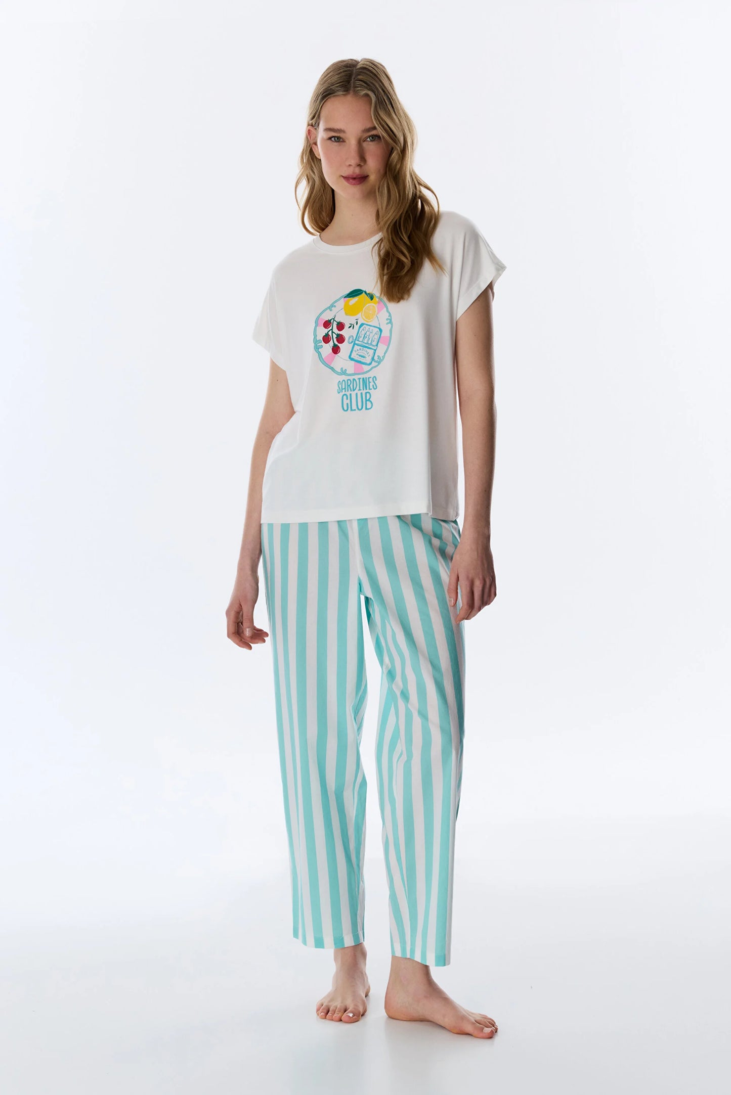Kırık Beyaz Hailey Tişört Pijama Üstü