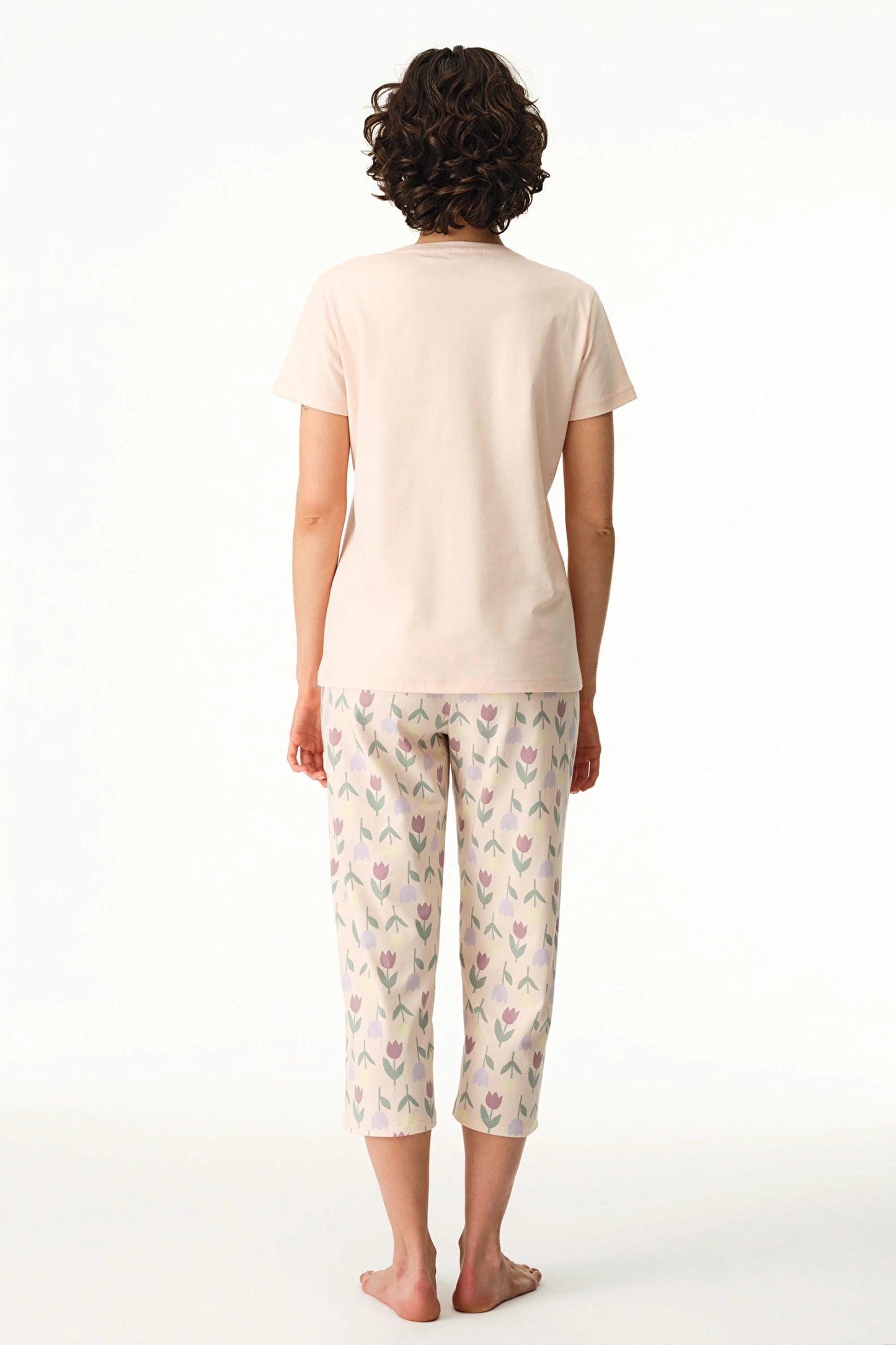 Renkli Tulips Pamuklu Kapri Pijama Takımı
