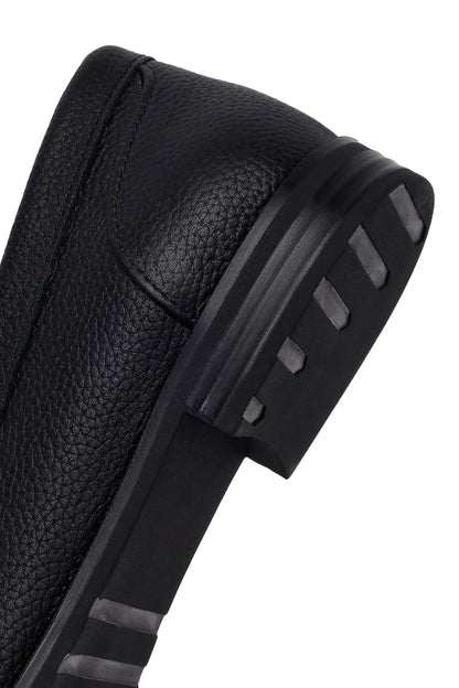Kadın Siyah Tokalı Maskülen Deri Loafer