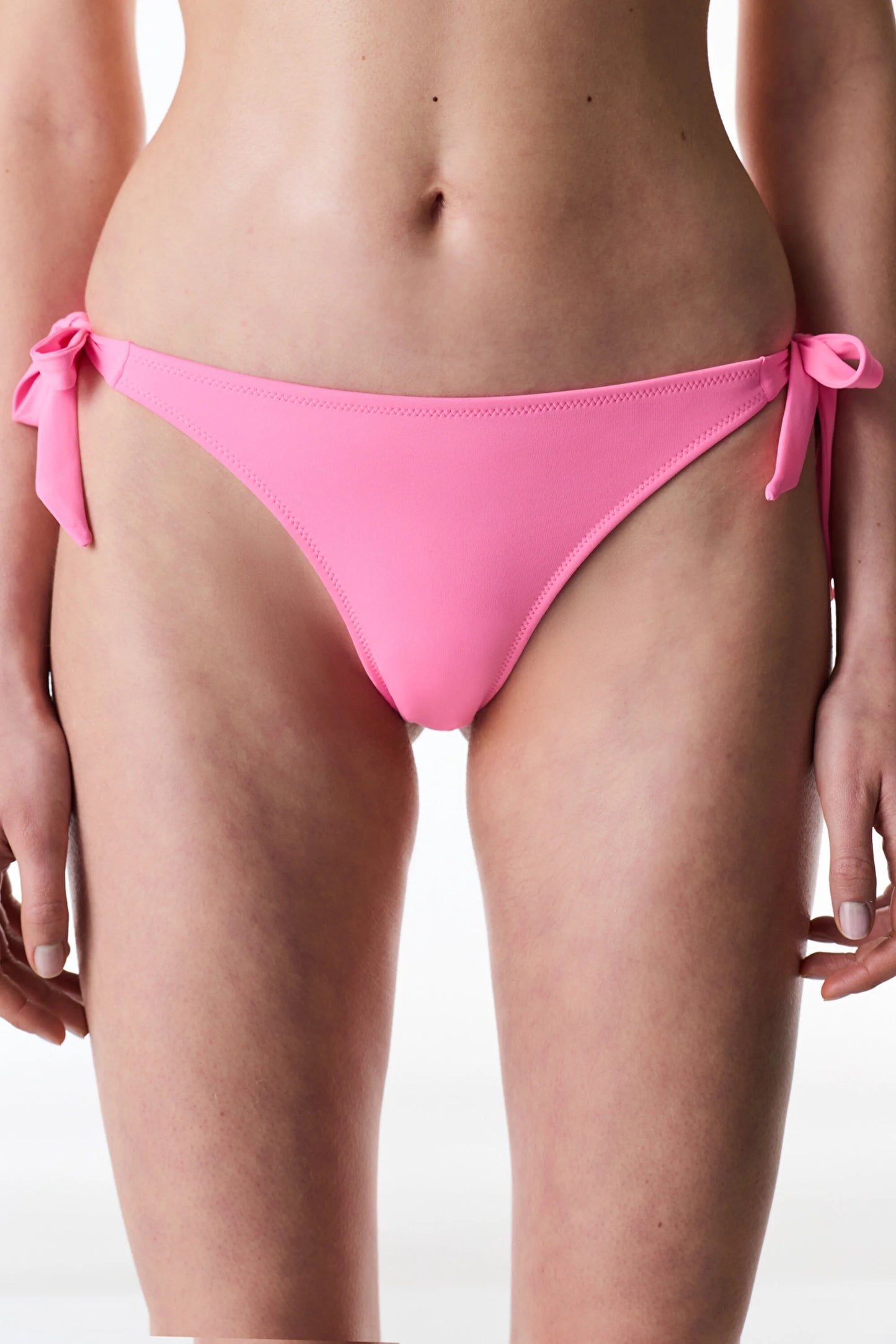 Pembe String Bikini Altı