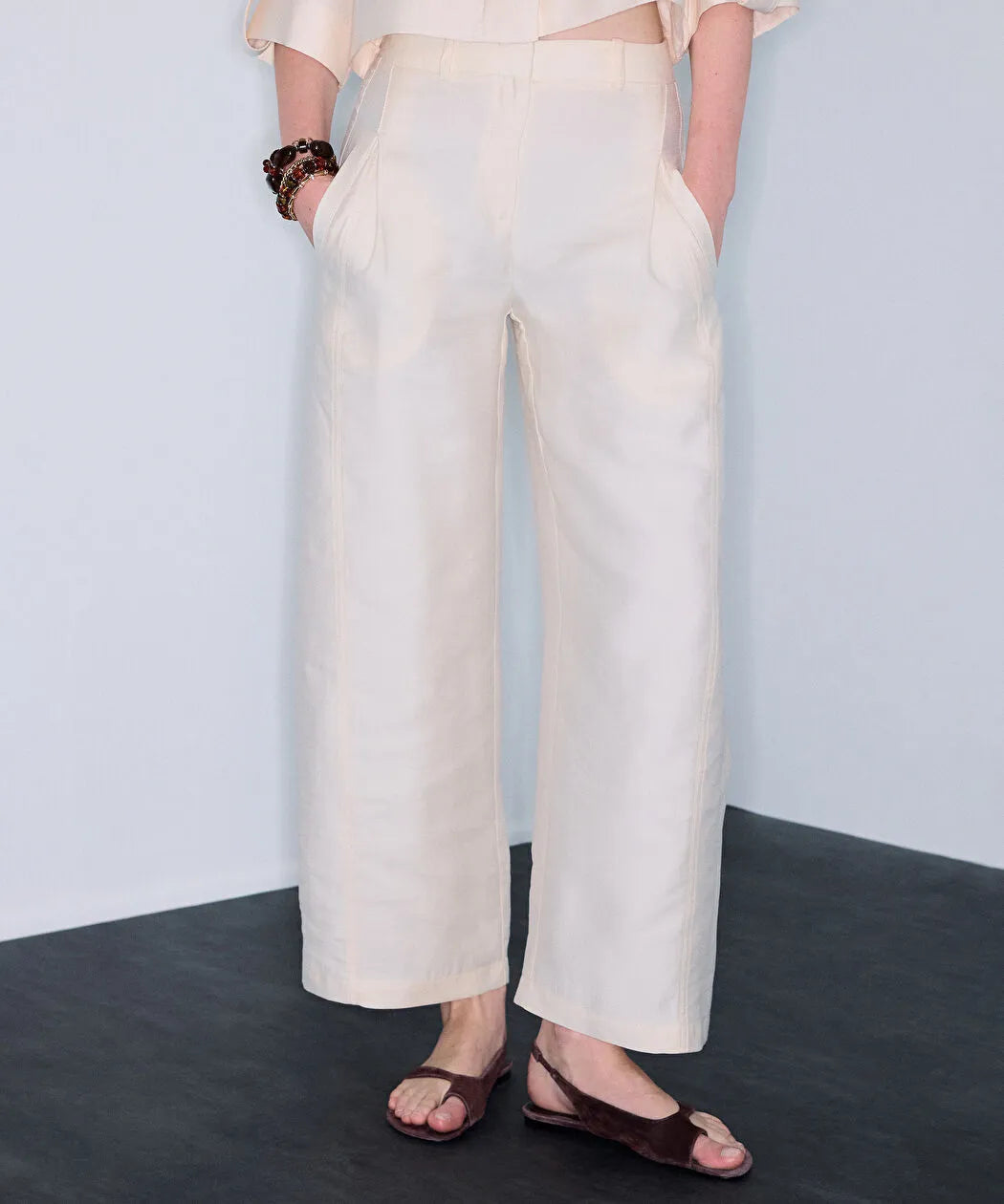 Ekru Kemerli Barrel Fit Pantolon Is1260003375018 | Ipekyol