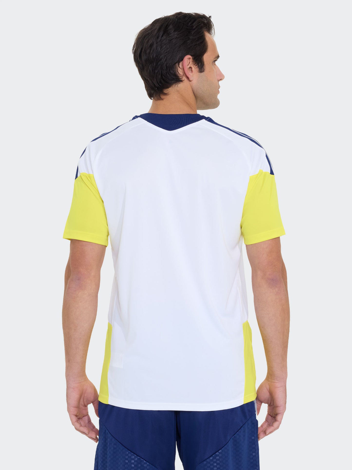 Fenerbahçe 2026/27 A Takım Beyaz Tshirt
