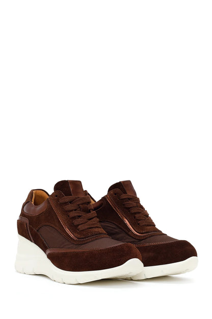 Kadın Kahverengi Bağcıklı Dolgu Topuklu Süet Deri Sneaker