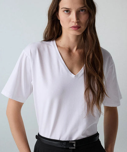 Beyaz V Yaka Basic Tişört Iw6260070138002 | Ipekyol