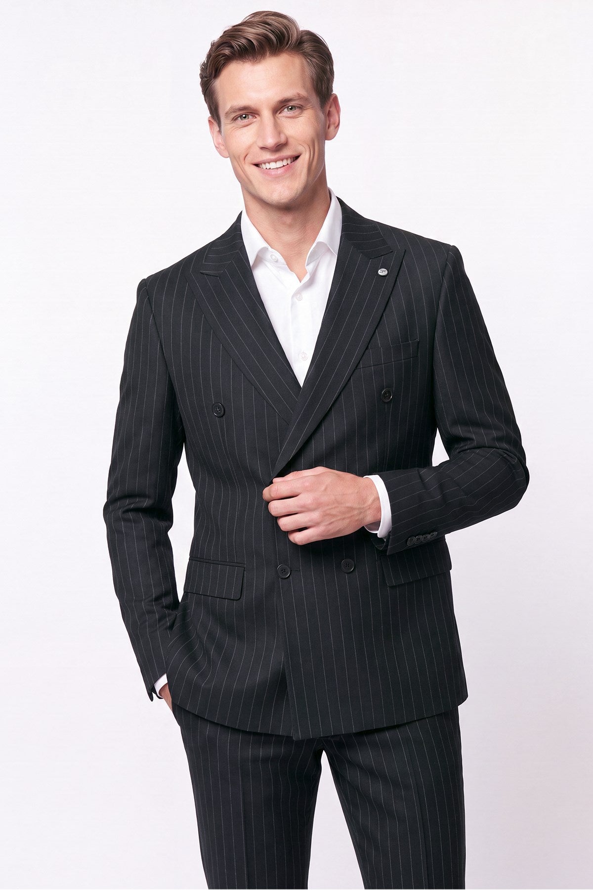 Slim Fit %96 Yünlü Çift Yırtmaç Çizgili Siyah Kruvaze Takım Elbise Tk 954
