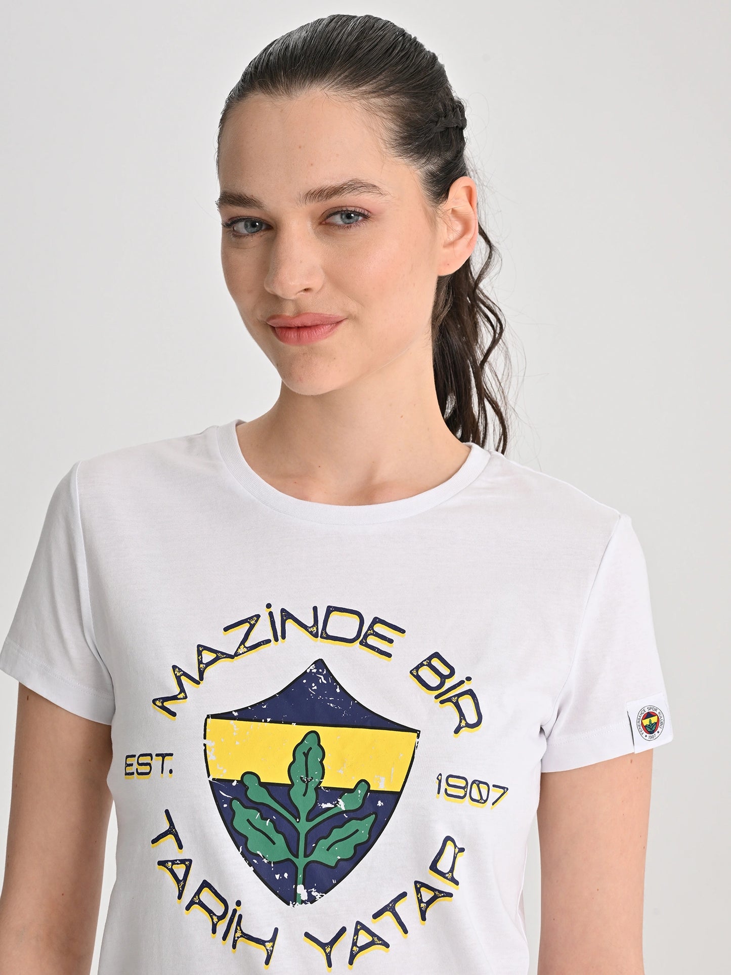 Fenerbahçe Beyaz Tribün Est. 1907 Kadın Tshirt