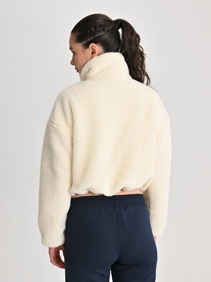 Fenerbahçe Ekru Trend Mikro Detaylı Peluş Kadın Crop Oversize Sweatshirt