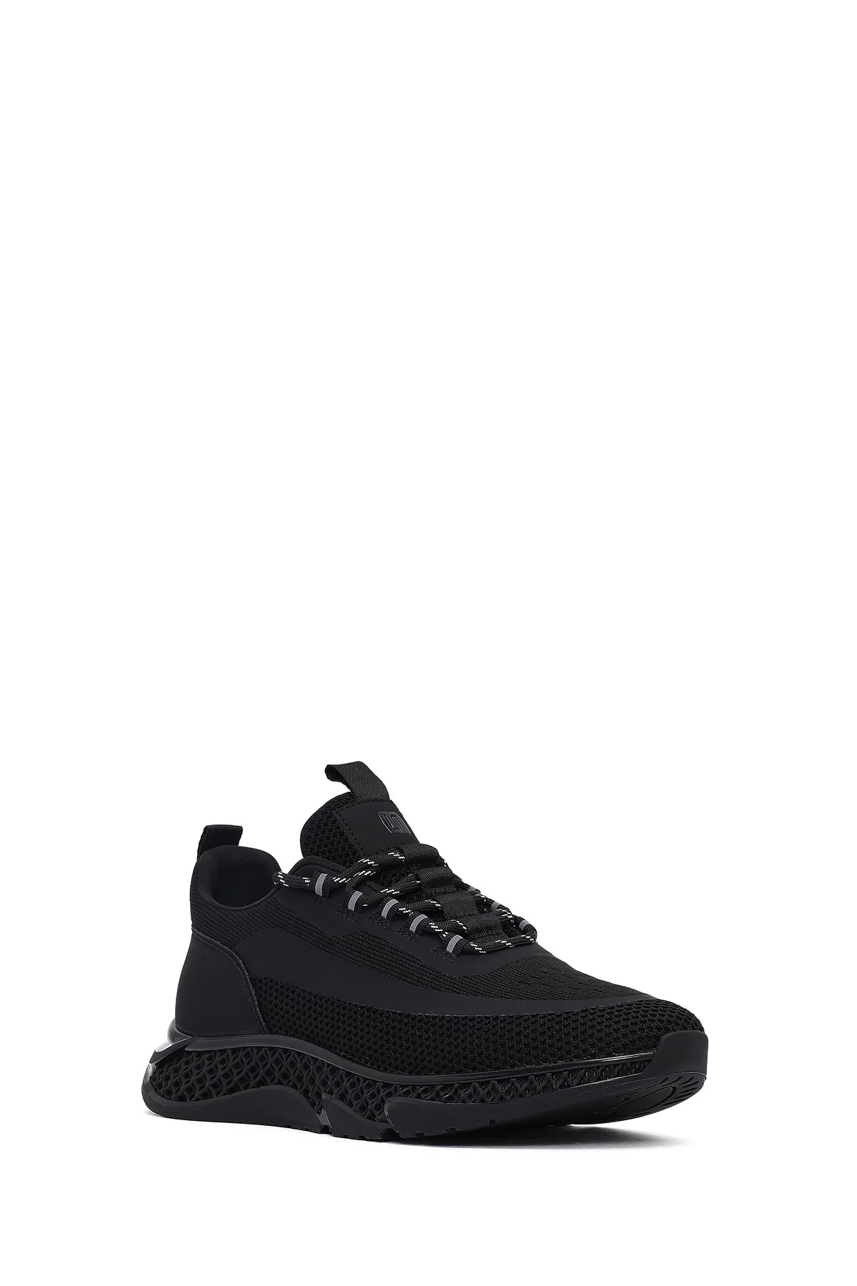 Derimod Zero Erkek Siyah Kalın Tabanlı Bağcıklı Kumaş Sneaker