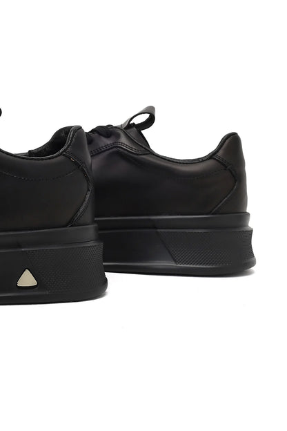 Erkek Siyah Bağcıklı Kalın Tabanlı Deri Sneaker