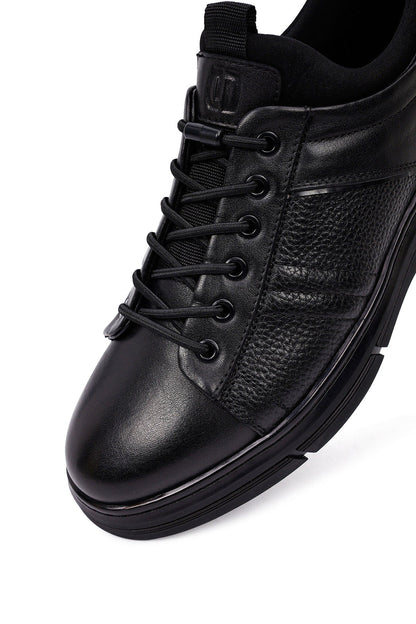 Erkek Siyah Bağcıklı Kalın Tabanlı Deri Casual Sneaker