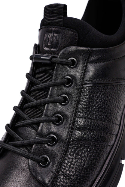 Erkek Siyah Bağcıklı Kalın Tabanlı Deri Casual Sneaker