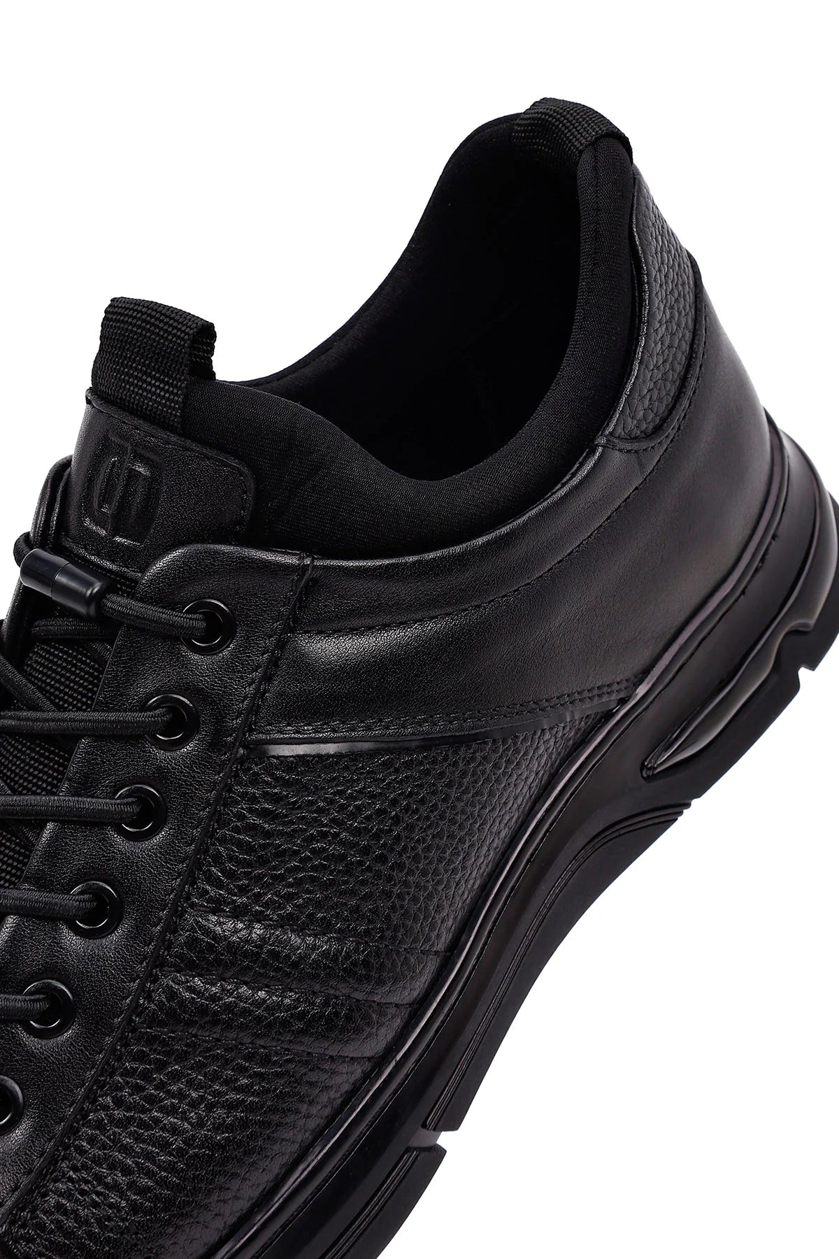 Erkek Siyah Bağcıklı Kalın Tabanlı Deri Casual Sneaker