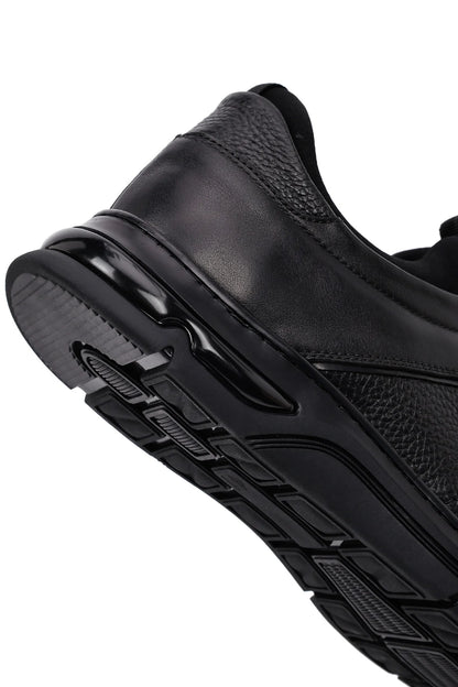 Erkek Siyah Bağcıklı Kalın Tabanlı Deri Casual Sneaker