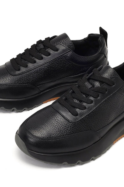 Erkek Siyah Bağcıklı Kalın Tabanlı Deri Sneaker