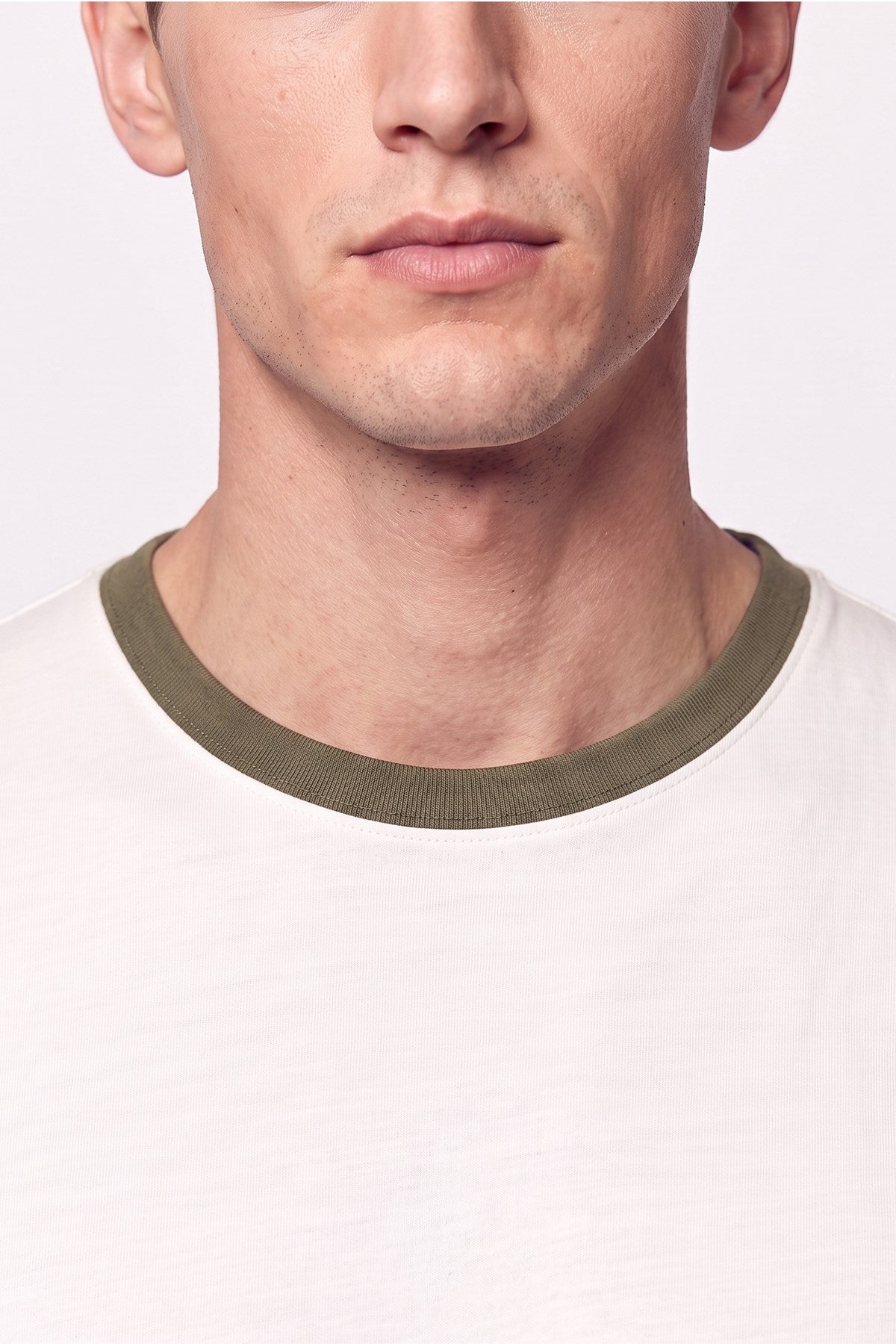 Slim Fit Bisiklet Yaka Ekru - Haki Tişört Ts 932