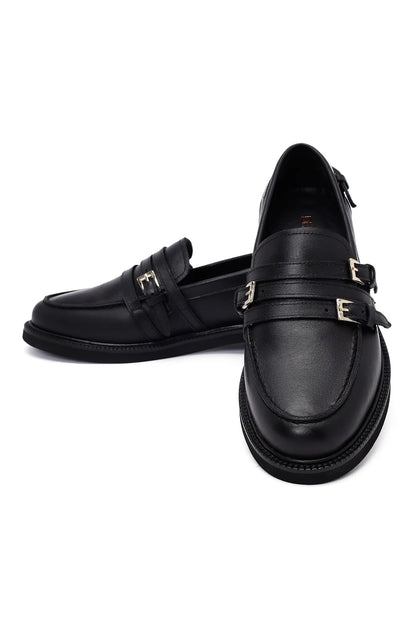 Kadın Siyah Tokalı Deri Maskülen Loafer