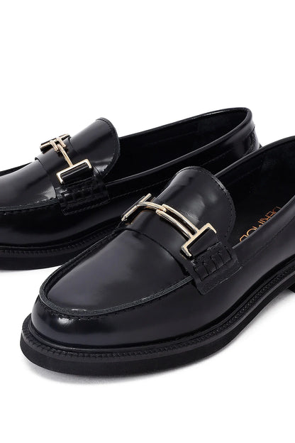 Kadın Siyah Tokalı Deri Maskülen Loafer
