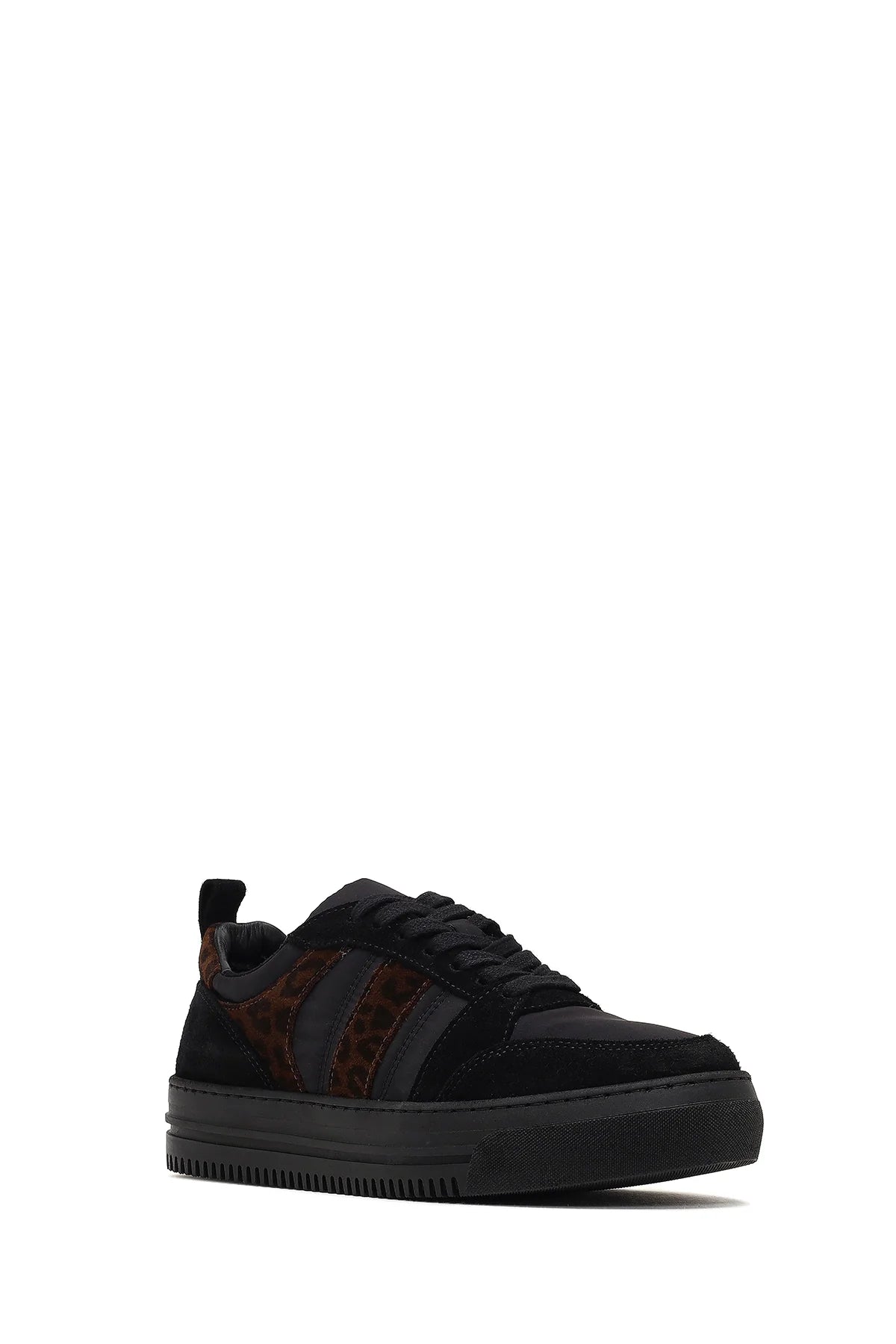 Kadın Siyah Bağcıklı Kalın Tabanlı Desenli Deri Sneaker