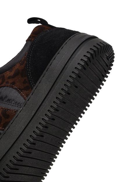 Kadın Siyah Bağcıklı Kalın Tabanlı Desenli Deri Sneaker